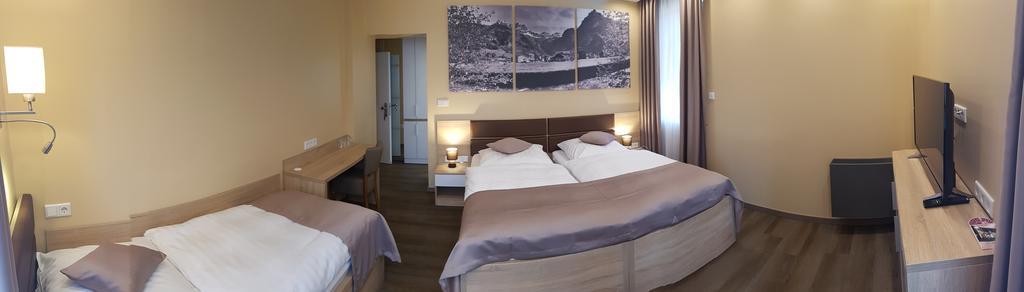 Hotel Haus Buederich Meerbusch Buitenkant foto